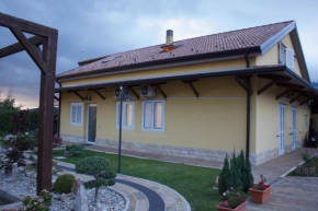Отель Ostello Villafranca  Пиньола